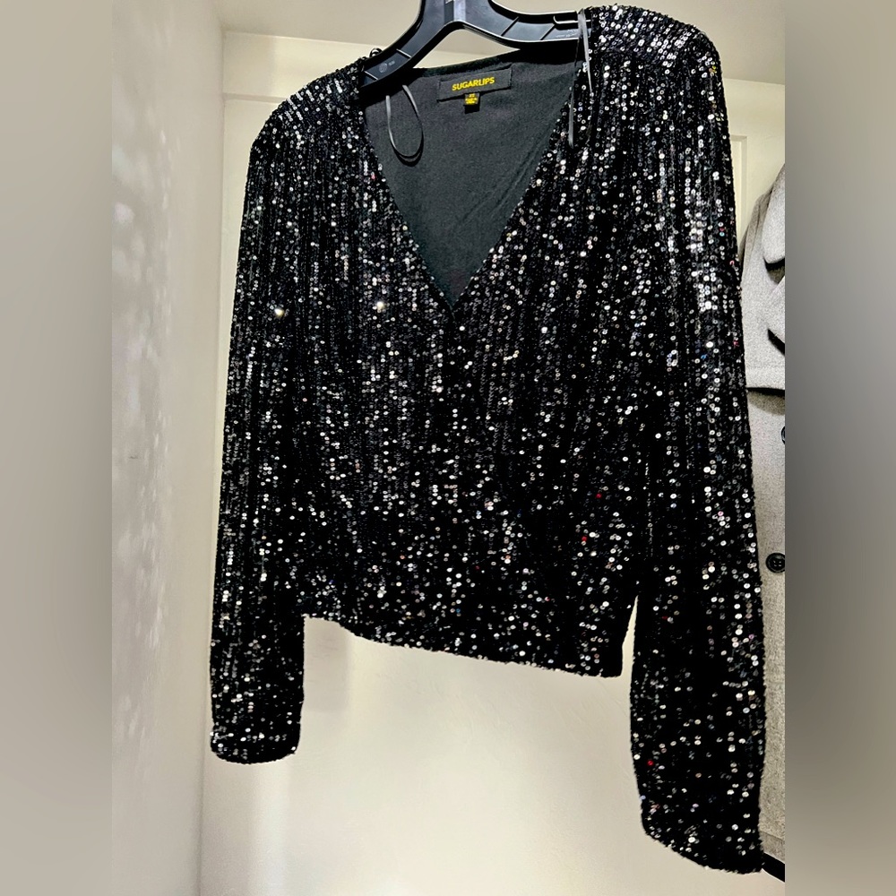 Black sequins Sugarlips top XS
